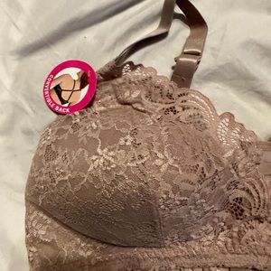 NWT Bali Comfort Flex bra. Size 2XL.